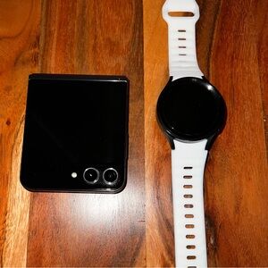 Samsung Galaxy Zflip 5 with Samsung Galaxy watch 5 pro